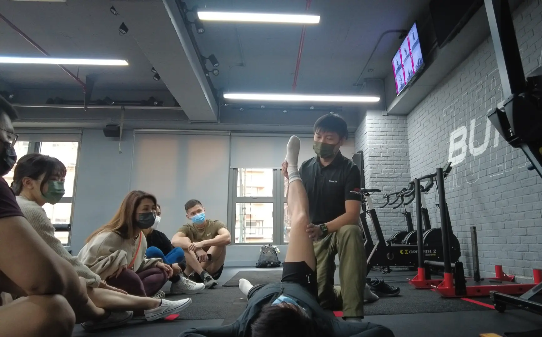 chứng chỉ, chứng nhận fitness, chứng nhận huấn luyện viên cá nhân, chứng nhận PT thể dục hiệu chỉnh tư thế - vận động  giãn cơ tích hợp - giãn cơ có huấn luyện viên trải mạc cơ, hyperblade, fitness, giải phóng mô mạc  giải nén mạc cơ